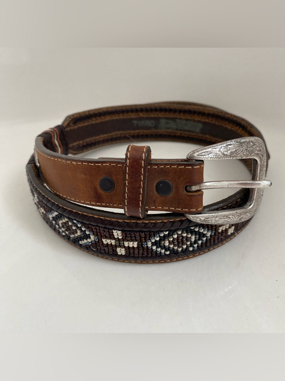 1997 Justin Top Grain Cowhide beaded silver arrow western belt, 30